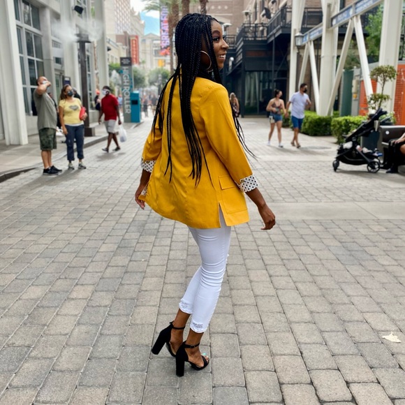 Polka Dot Cuffed Blazer - Picture 5 of 6